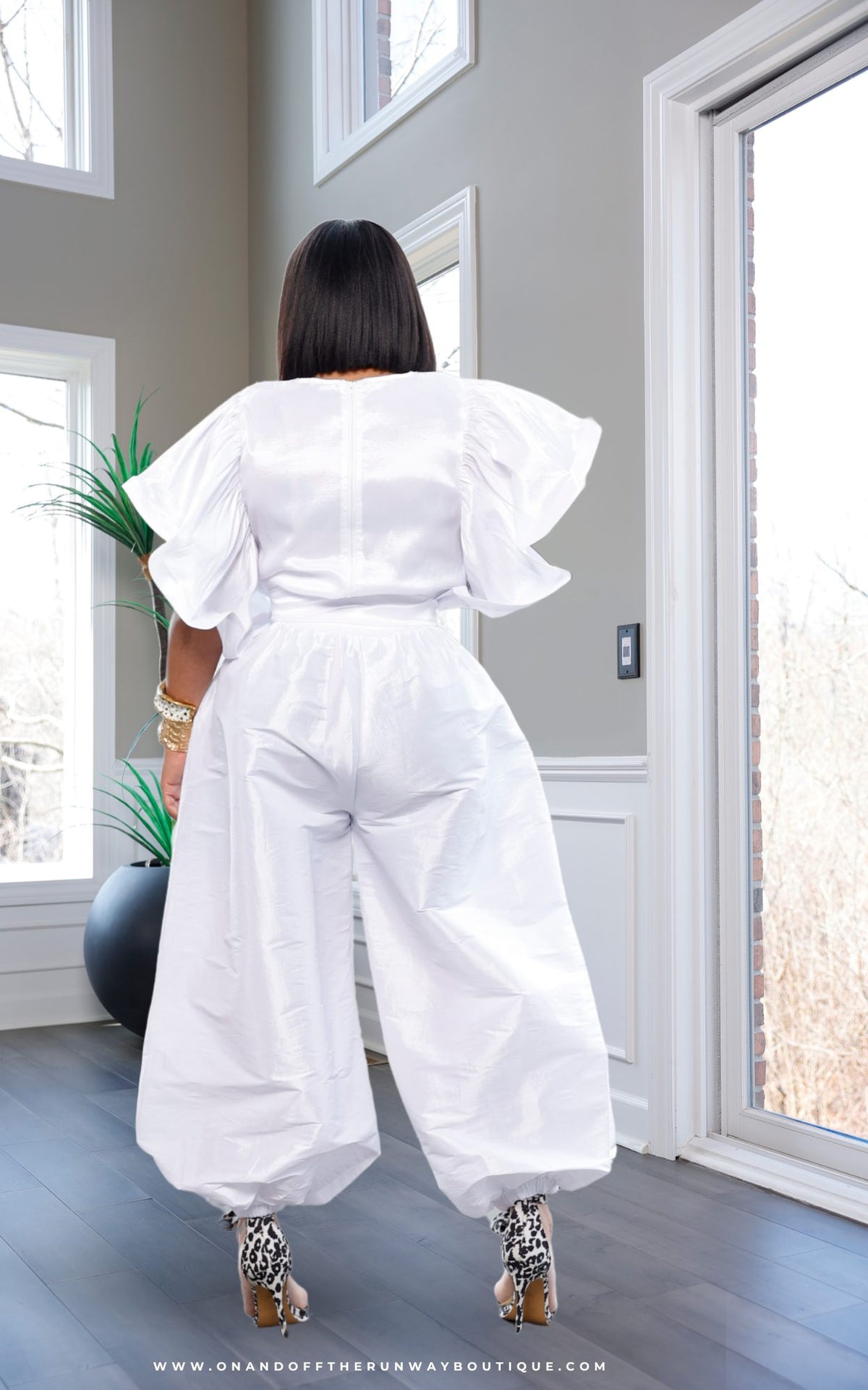 No Games Played | White | Review Description & Return Policy