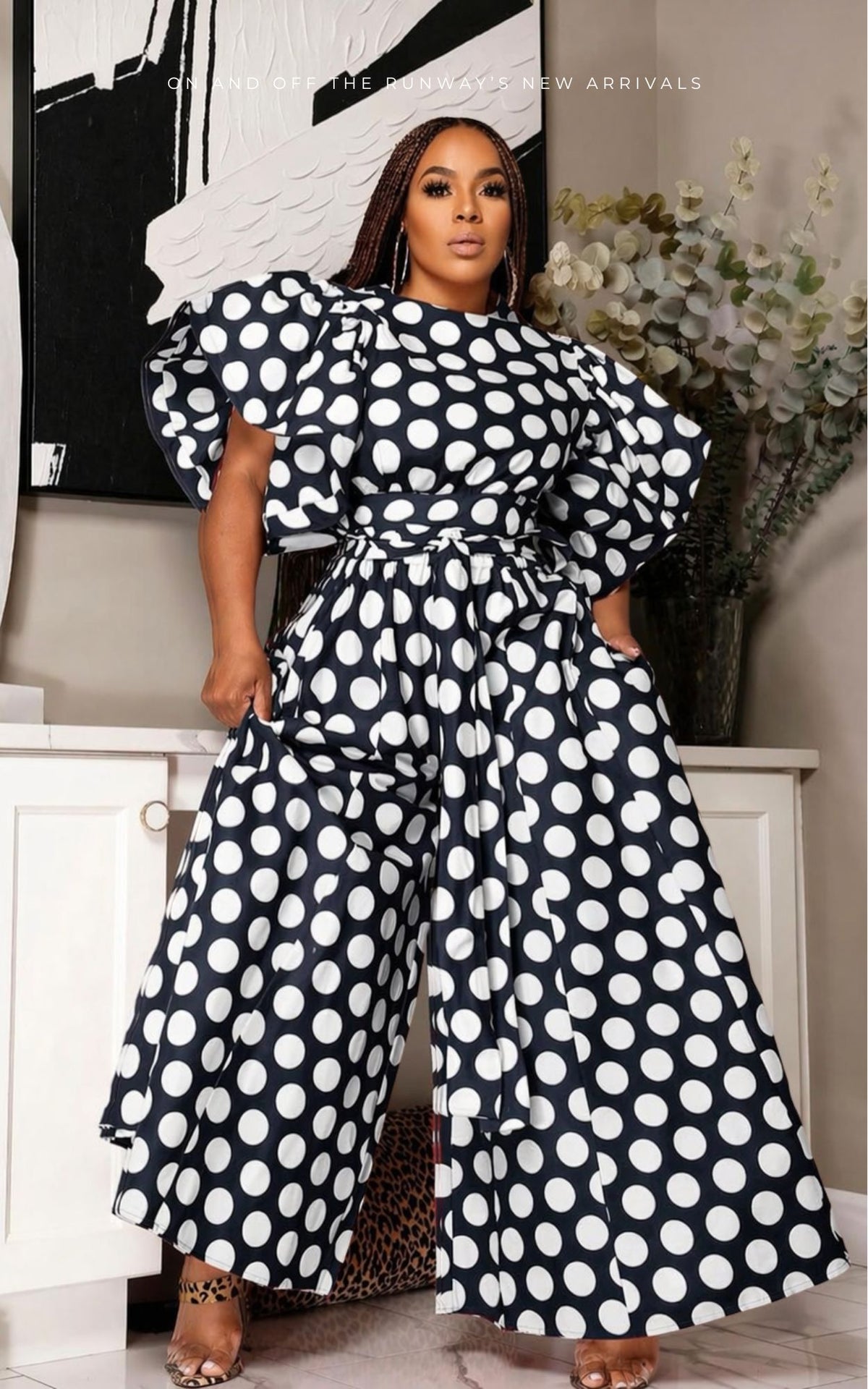 Set It Off Set  | Black/White | Review Description & Return Policy