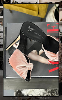 Giuseppe Zanotti Velvet Sandal | Blush Pink