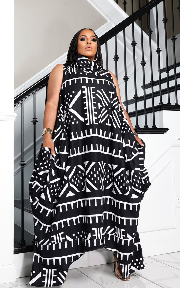 Jumper/Dress 2 In One | Black & White | Review Description & Return Policy