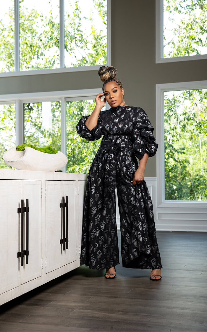Stepping Out Set | Black | Review Description & Return